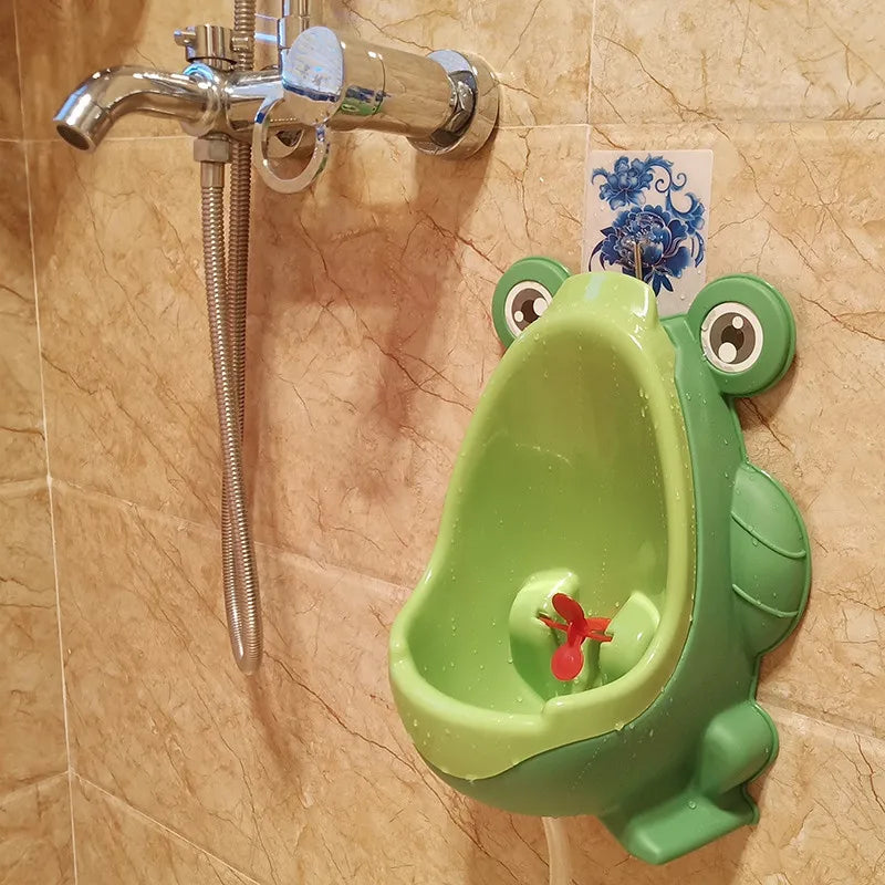 Baby Boy Frog Potty Toilet Urinal Pee Trainer